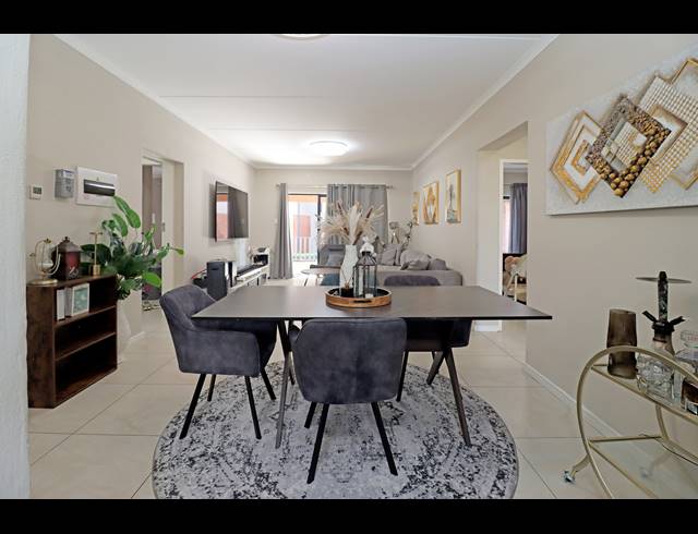 3 BEDROOM APARTMENT FOR SALE IN NOORDHANG